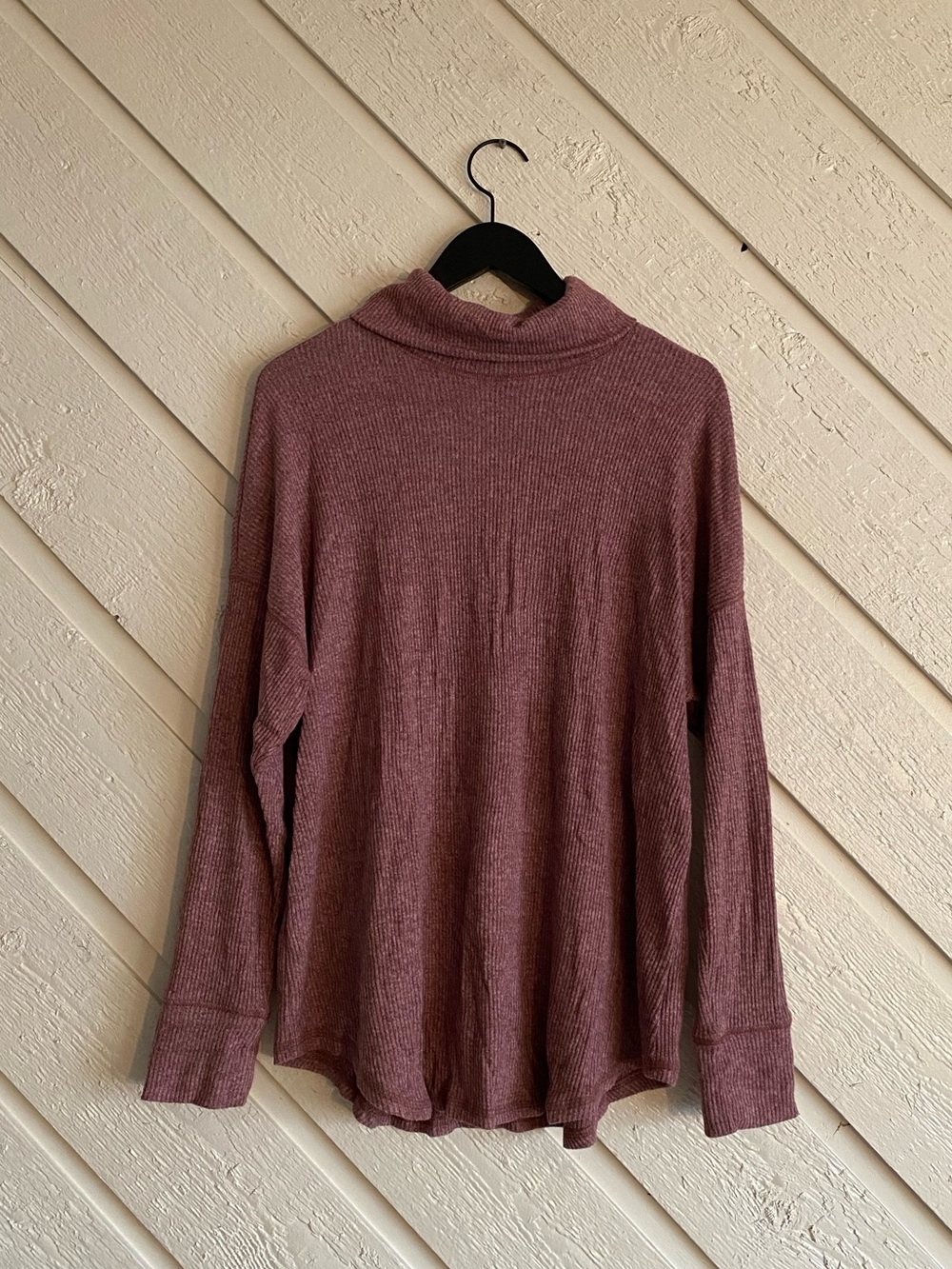 Long American Eagle Turtle Neck